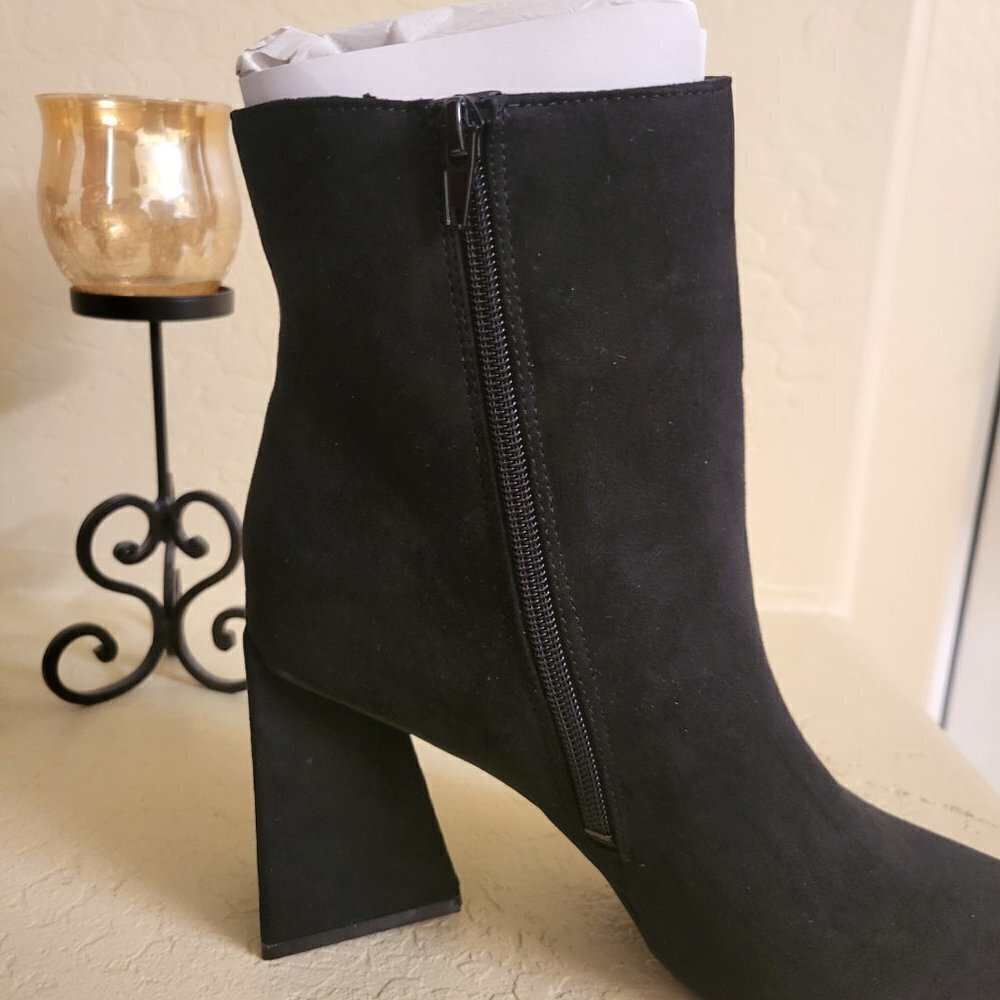 BAR III Asya Flared Booties Size 9 NIB - Picture 7 of 10